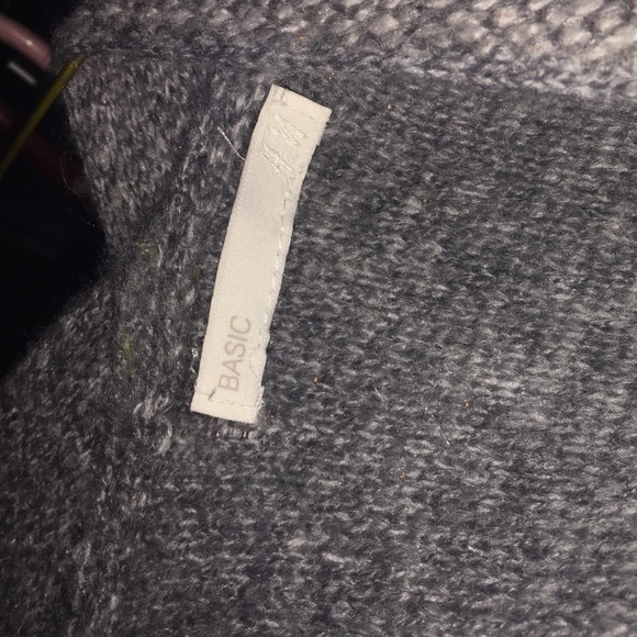 H&M Rose Gold Throw - Picture 1 of 3